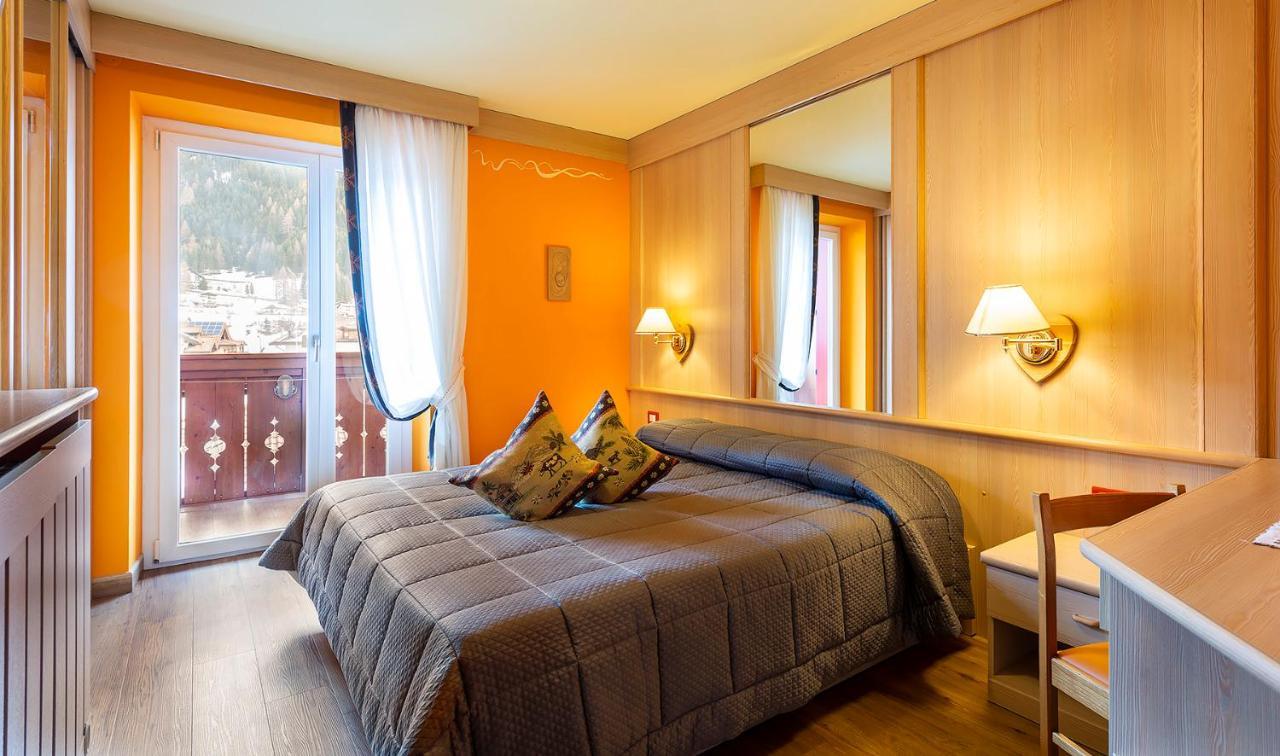 מואנה Hotel La Serenella מראה חיצוני תמונה