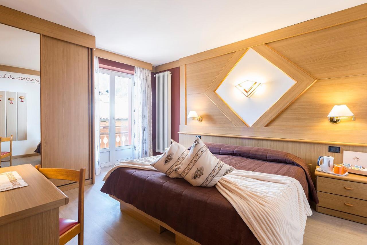 מואנה Hotel La Serenella מראה חיצוני תמונה