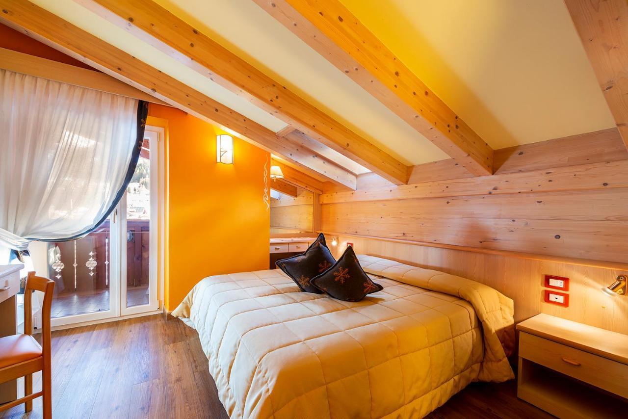 מואנה Hotel La Serenella מראה חיצוני תמונה