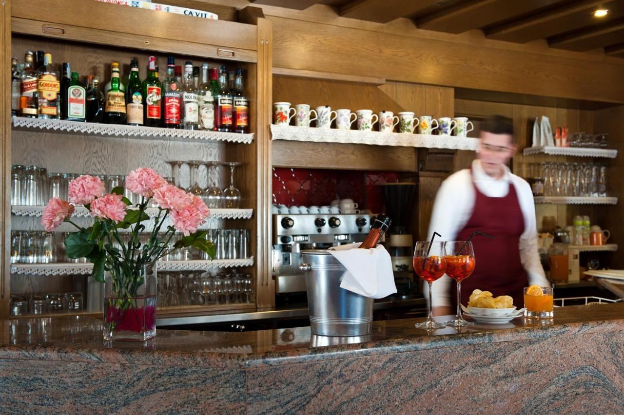 מואנה Hotel La Serenella מראה חיצוני תמונה