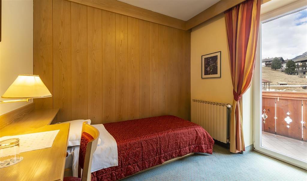 מואנה Hotel La Serenella מראה חיצוני תמונה