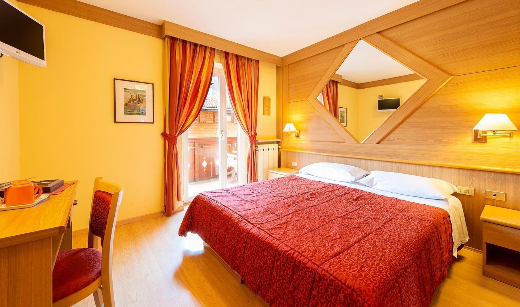 מואנה Hotel La Serenella מראה חיצוני תמונה